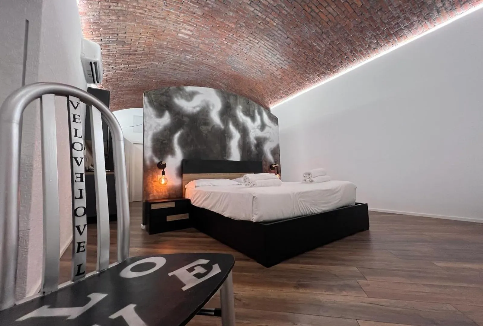 Kibilu - Via Melchiorre Gioia - Stazione Centrale - Isola - Garibaldi Milan Apartment
