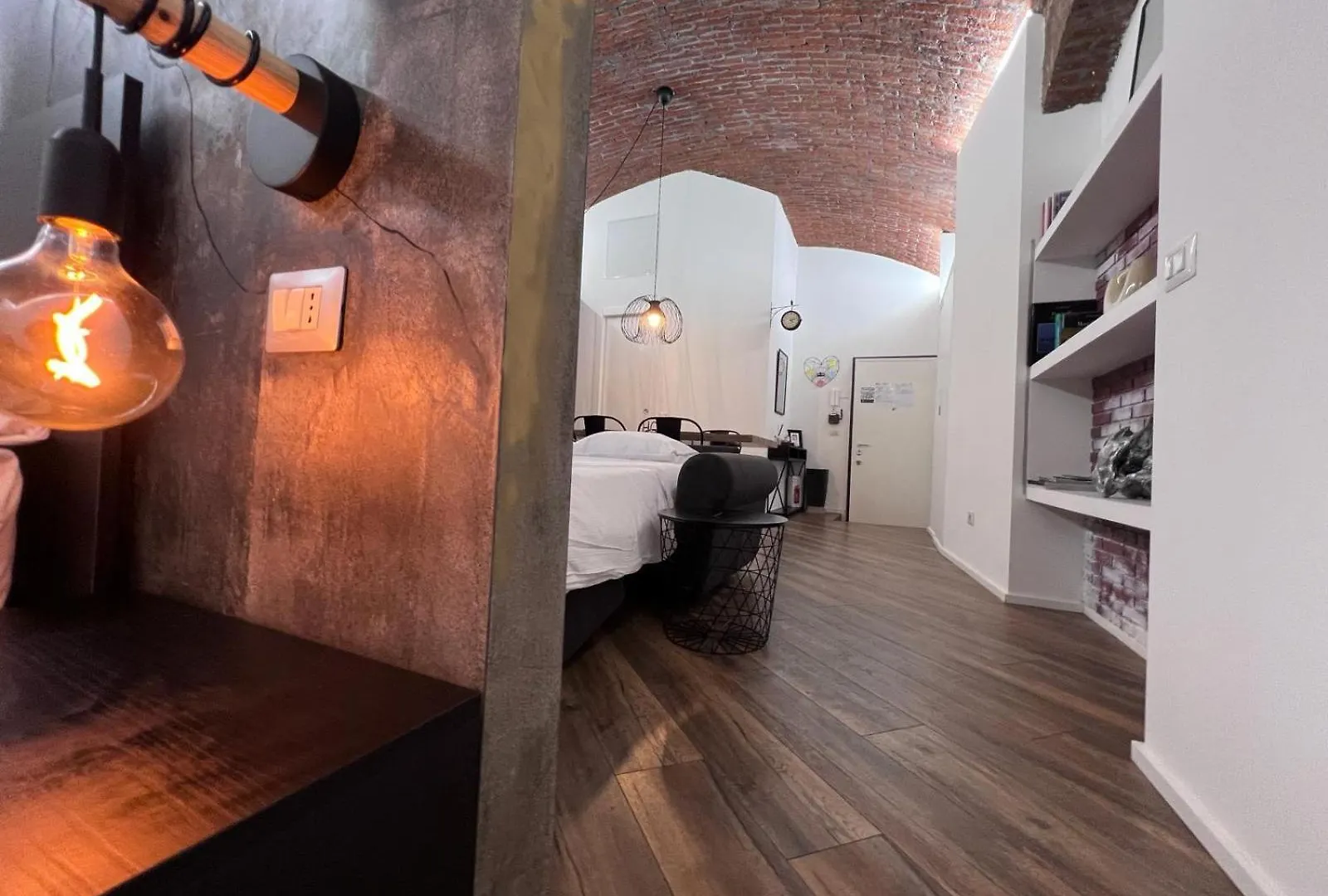 Apartment Kibilu - Via Melchiorre Gioia - Stazione Centrale - Isola - Garibaldi Milan